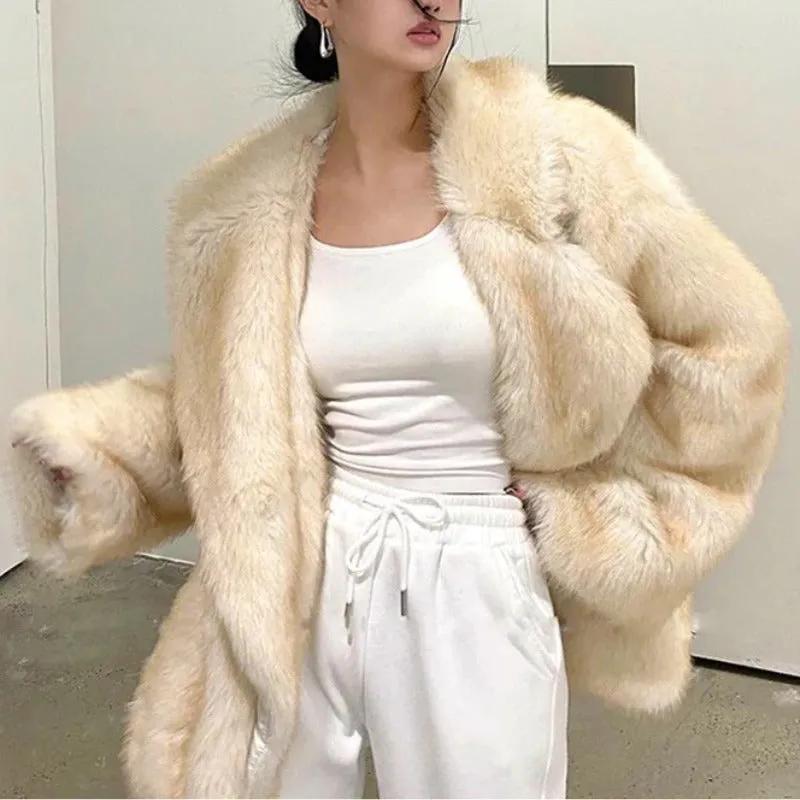 Astrid | Oversized Comfortable Warm Lapel Fur Coat