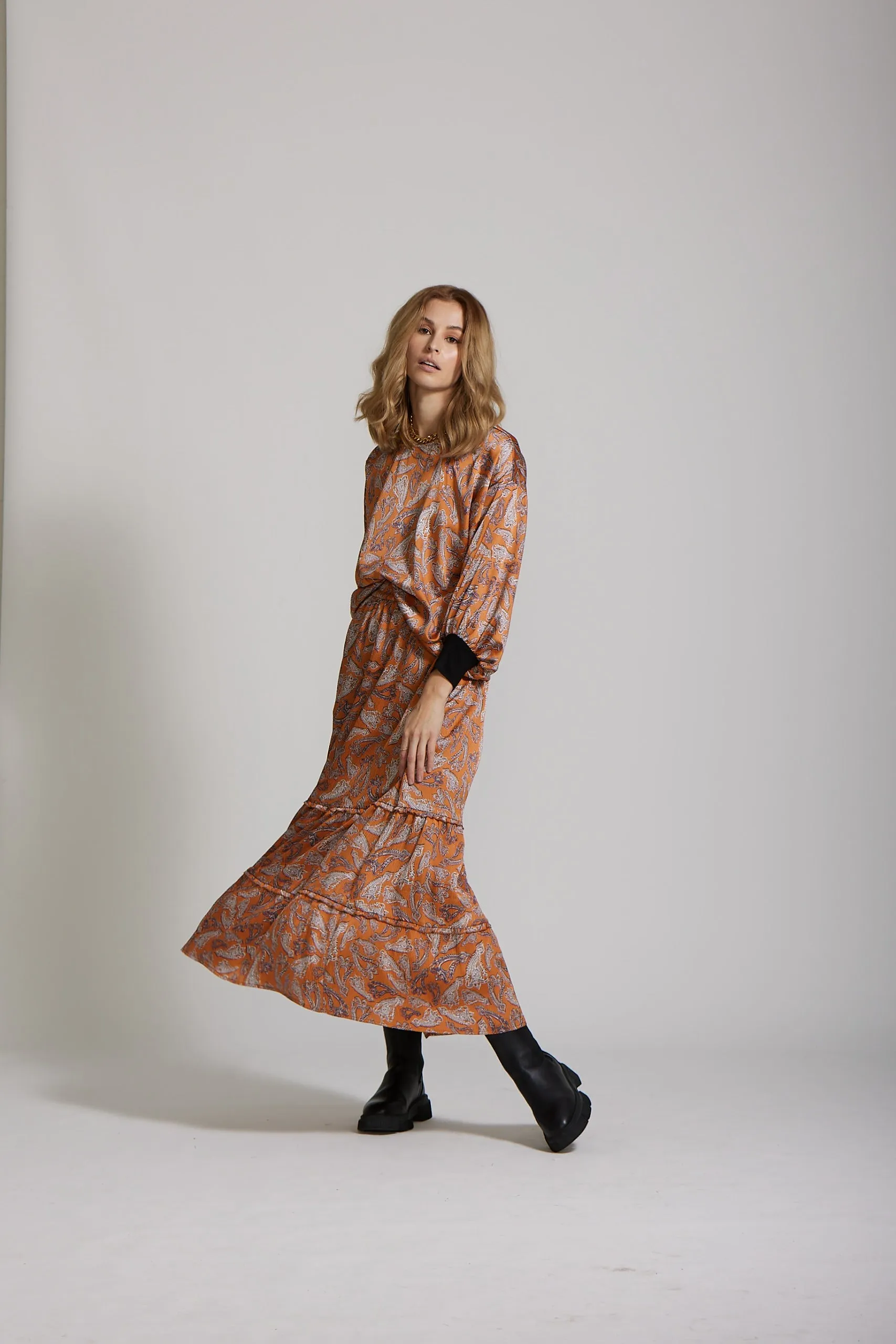 Cuff Sleeve Top - Rust Paisley print