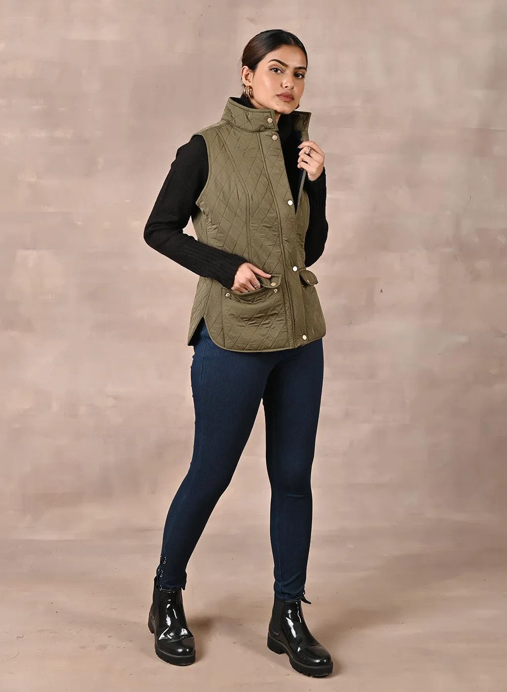 Olive Solid Sleeveless Quilted Jacket With Rivets Detail & Curved Hem