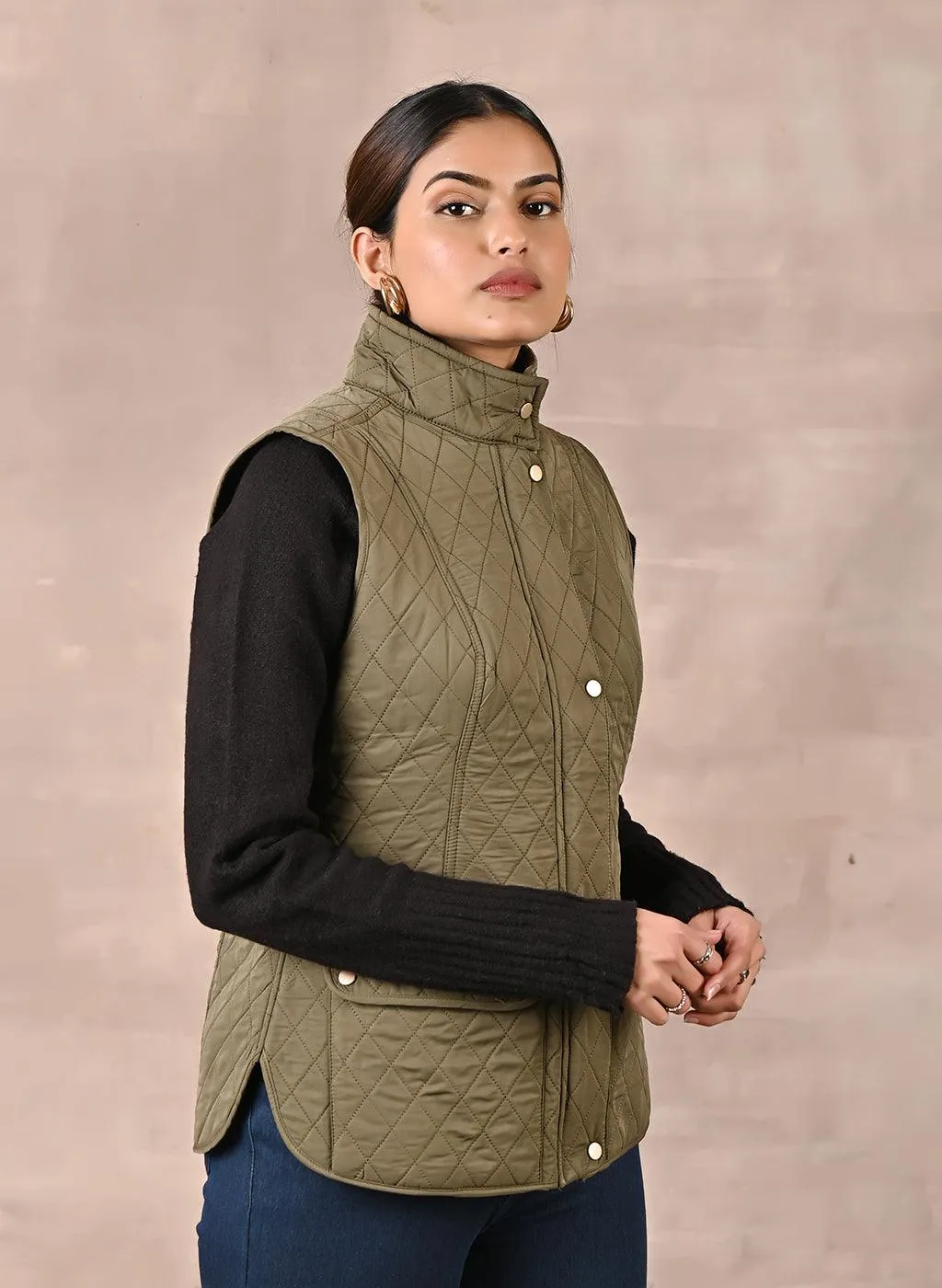 Olive Solid Sleeveless Quilted Jacket With Rivets Detail & Curved Hem